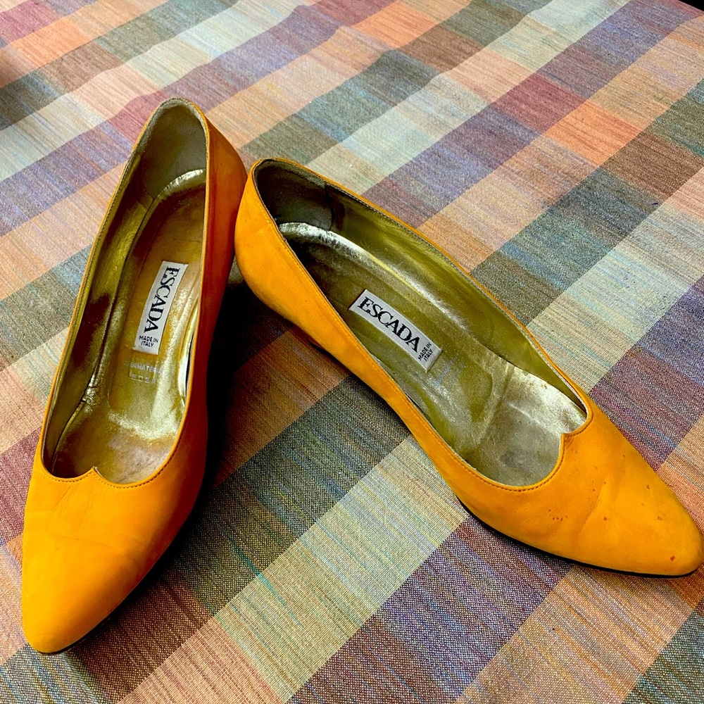 Vintage Escada Kitten heels